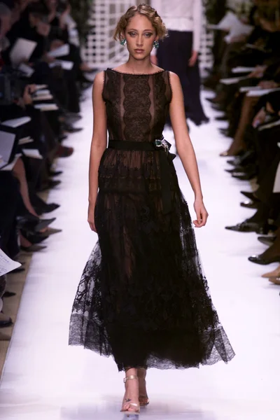 Look 28